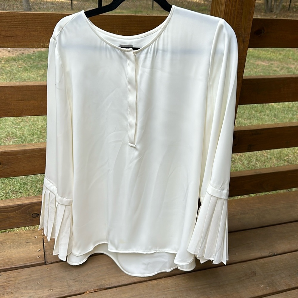 Chicos size 2 blouse